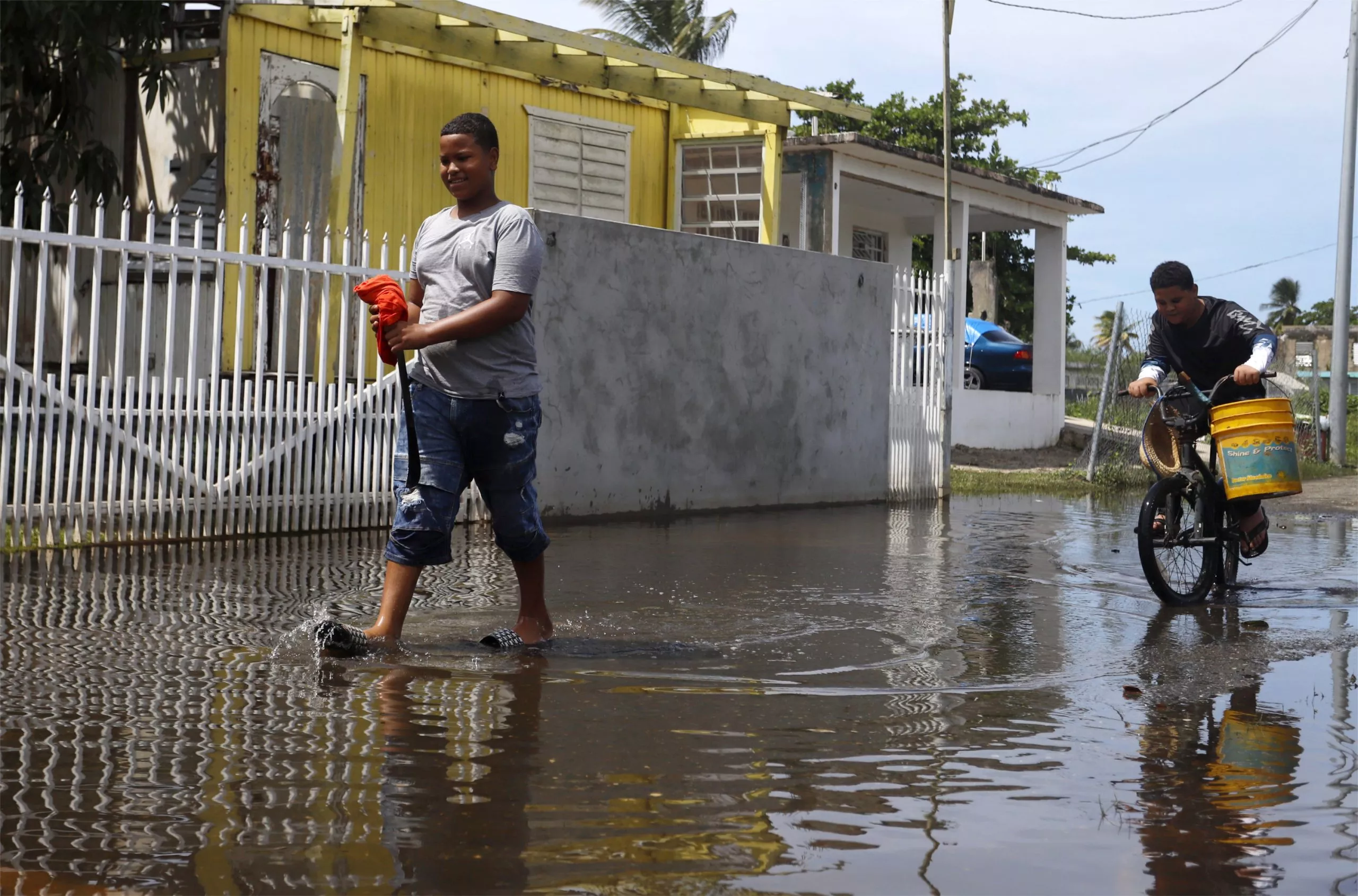 Alertan de casos de leptospirosis en Puerto Rico por inundaciones tras Fiona