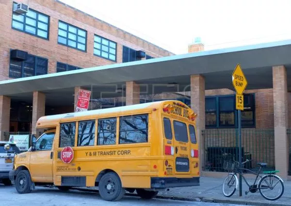 Maestros dominicanos refuerzan la enseñanza del español en Nueva York