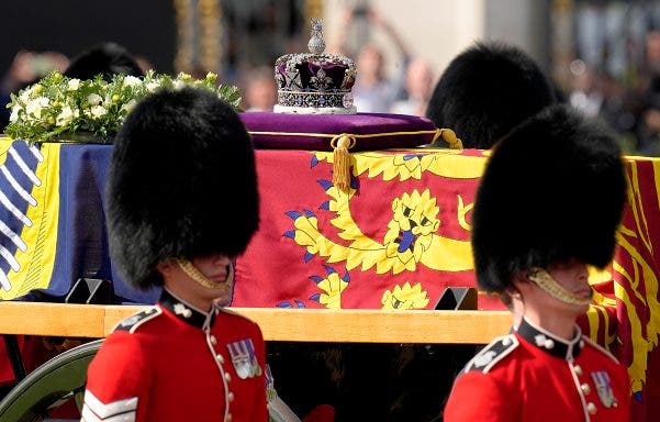 Así van los funerales de la Reina Isabel II en Buckingham