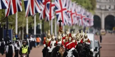 Cortejo fúnebre de Isabel II llega al Parlamento británico