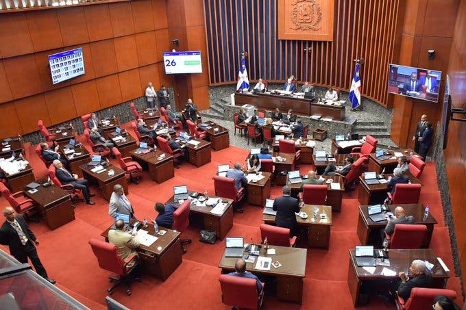 Senado aprueba estado de emergencia en 12 provincias afectadas por Fiona