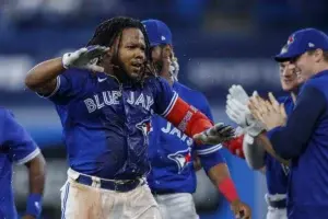 Vlad Jr. cree que los Azulejos del 2023 son “más completos”