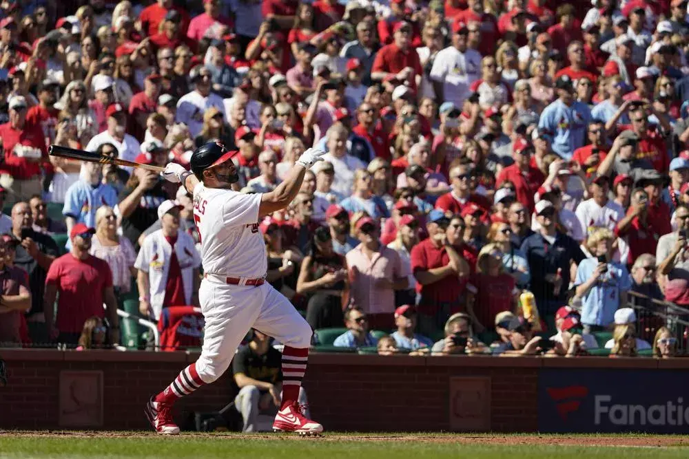 Albert Pujols conecta jonrón 702 y empató Babe Ruth en impulsadas