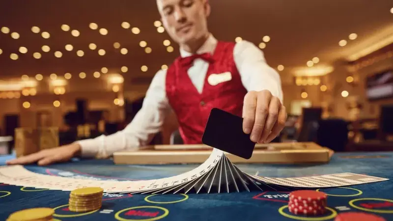 Cómo un mago-matemático reveló el punto ciego de un casino