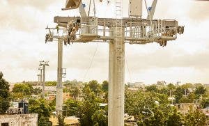 Urbe inicia colocación de tendido Teleférico