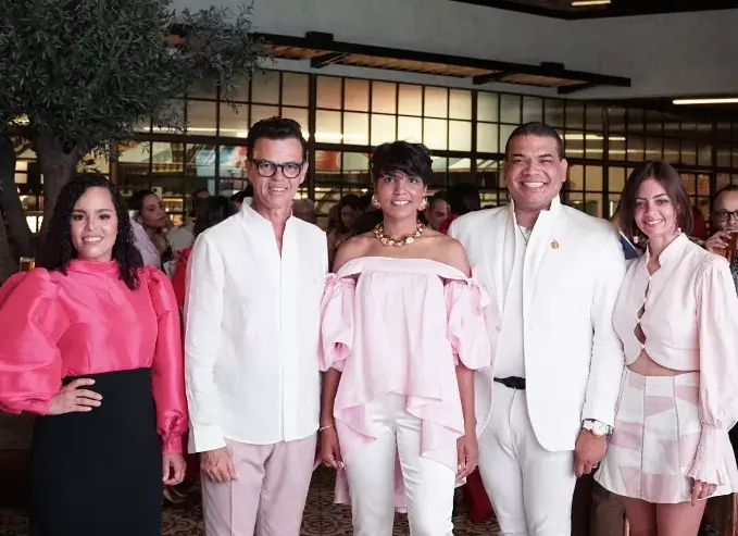 La Fundación Oncoserv presenta ‘Cápsula Rosa’