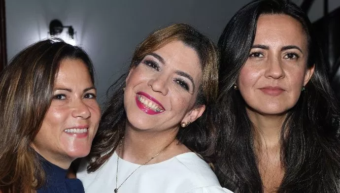 Natalia Sa´nchez, A´ngela Suazo y Lulu´ Geraldino.