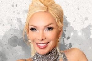 Marisela lista para cantar en el Jaragua