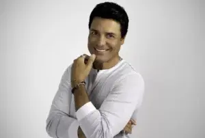 Chayanne se mantiene fiel al romanticismo como fórmula de éxito