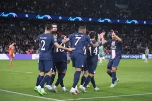 PSG se mete en octavos de final en Liga de Campeones