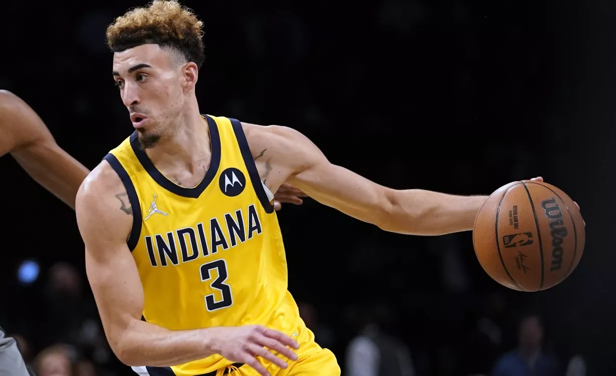 Pacers reconoce  valor de Chris Duarte en cancha