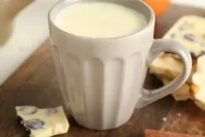 Bebida caliente hecha con galletas Marías