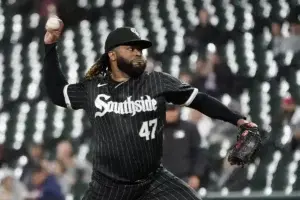 Padres, Marlins y Rojos en la puja por Johnny Cueto