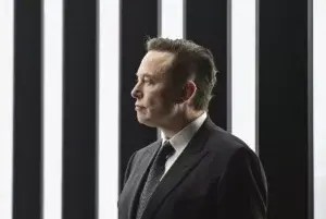 Elon Musk da marcha atrás y acepta comprar Twitter por 44.000 millones