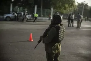 Periodista haitiano sobrevive a intento de asesinato