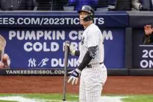 Kyle Schwarber clasifica a Filis y Aaron Judge sigue atascado