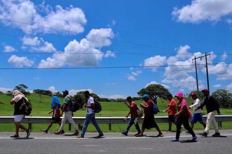 EE.UU acogerá algunos migrantes venezolanos; expulsará otros
