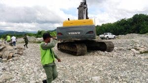 Procuraduría de Medio Ambiente detiene operaciones de depredación en ríos de San Cristóbal y entornos