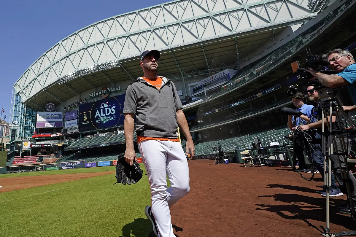 Justin Verlander regresa a playoffs con Astros y recibe a Seattle