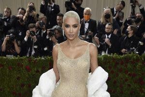 Kim Kardashian multada por anunciar ilegalmente criptomonedas