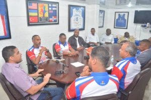 La Romana inicia montaje del torneo de basket superior