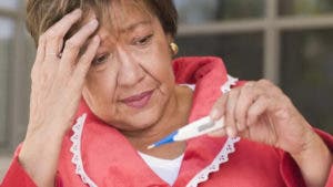 Por qué baja la temperatura corporal cuando envejecemos y qué impacto tiene esto en nuestra salud