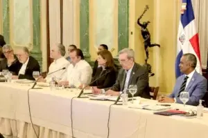 Gobierno dice ha reparado más de 10 mil viviendas afectadas por huracán