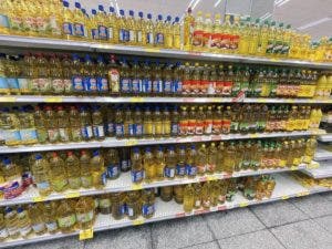 Ito Bisonó afirma bajan precio de aceites comestibles y artículos de construcción