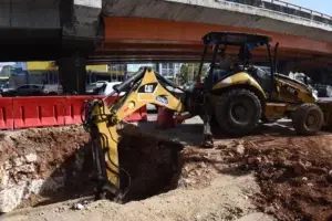 Funcionará un carril en avenida 27 de Febrero con Leopoldo Navarro por trabajos CAASD