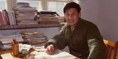 Xi Jinping, el hombre que vivió en una cueva y se convirtió en el líder de China, el segundo presidente más poderoso del mundo