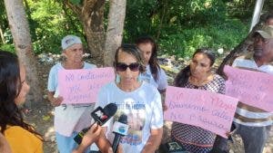 Comunitarios de Palacio de Engombe denuncian alta contaminación por naves industriales en esa zona residencial