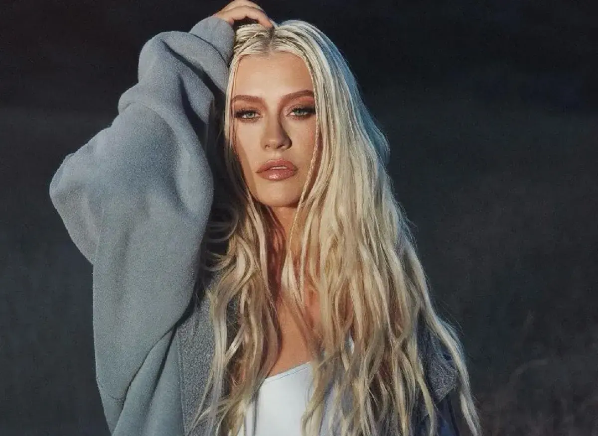 Christina Aguilera: «No es que te extrañe», la canción en español con la que le habla a su padre ausente