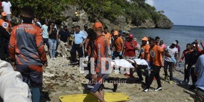 Hallan cuerpo de uno de los 16 desaparecidos tras zozobrar yola en Cabrera