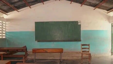 Escuelas haitianas permanecen cerradas en el inicio oficial del curso escolar