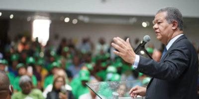 Leonel Fernández presidirá actos de juramentación FP en Bonao y Las Caobas