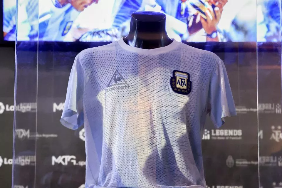 Camiseta Maradona regresa a Argentina