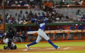 Tigres del Licey encadenan tres victorias en liga Dominicana