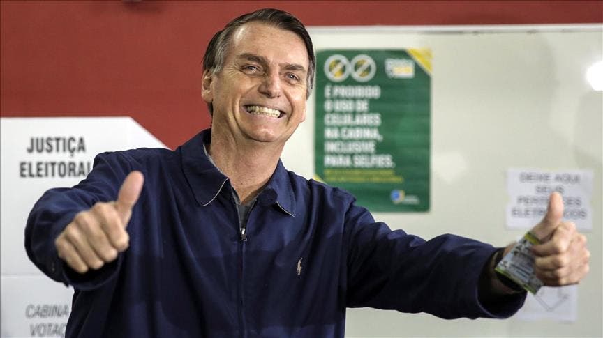 Bolsonaro dice que ganará en primera vuelta al votar en las elecciones