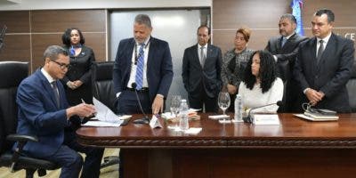 JCE y partidos firman acuerdo para respetar ley partidos y la electoral