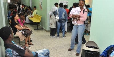 Más de un millón afiliados quedan sin servicio por conflicto médicos-ARS