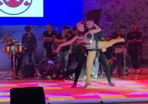 ADN Bachata, la versatilidad  del género y su baile