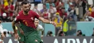 Fernández lleva a Portugal a triunfo 2-0 ante Uruguay