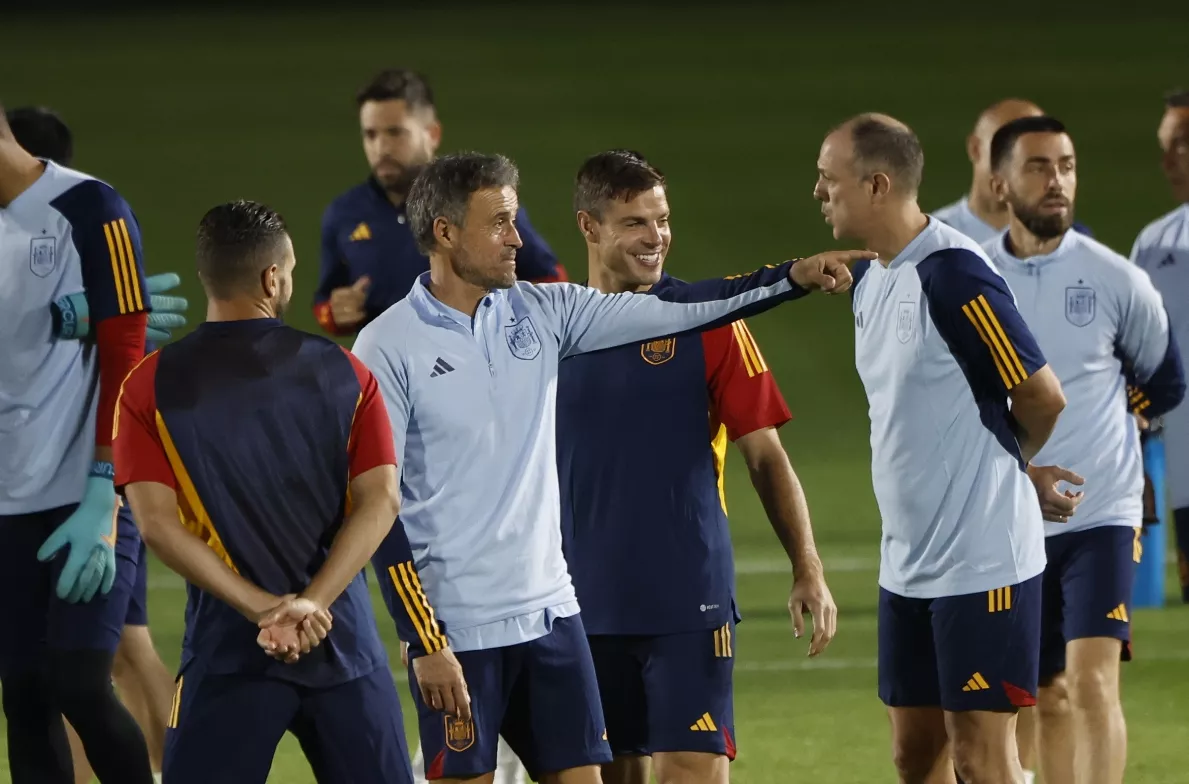 España prevé partido difícil ante Costa Rica