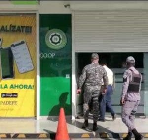 Asaltantes de cooperativa en Moca cargaron con RD$5 millones