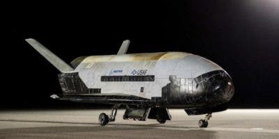 EEUU: Avión espacial no tripulado aterriza tras 908 días