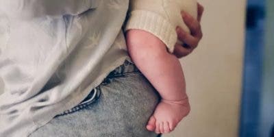 La presión sobre las madres para que bajen de peso tras el parto