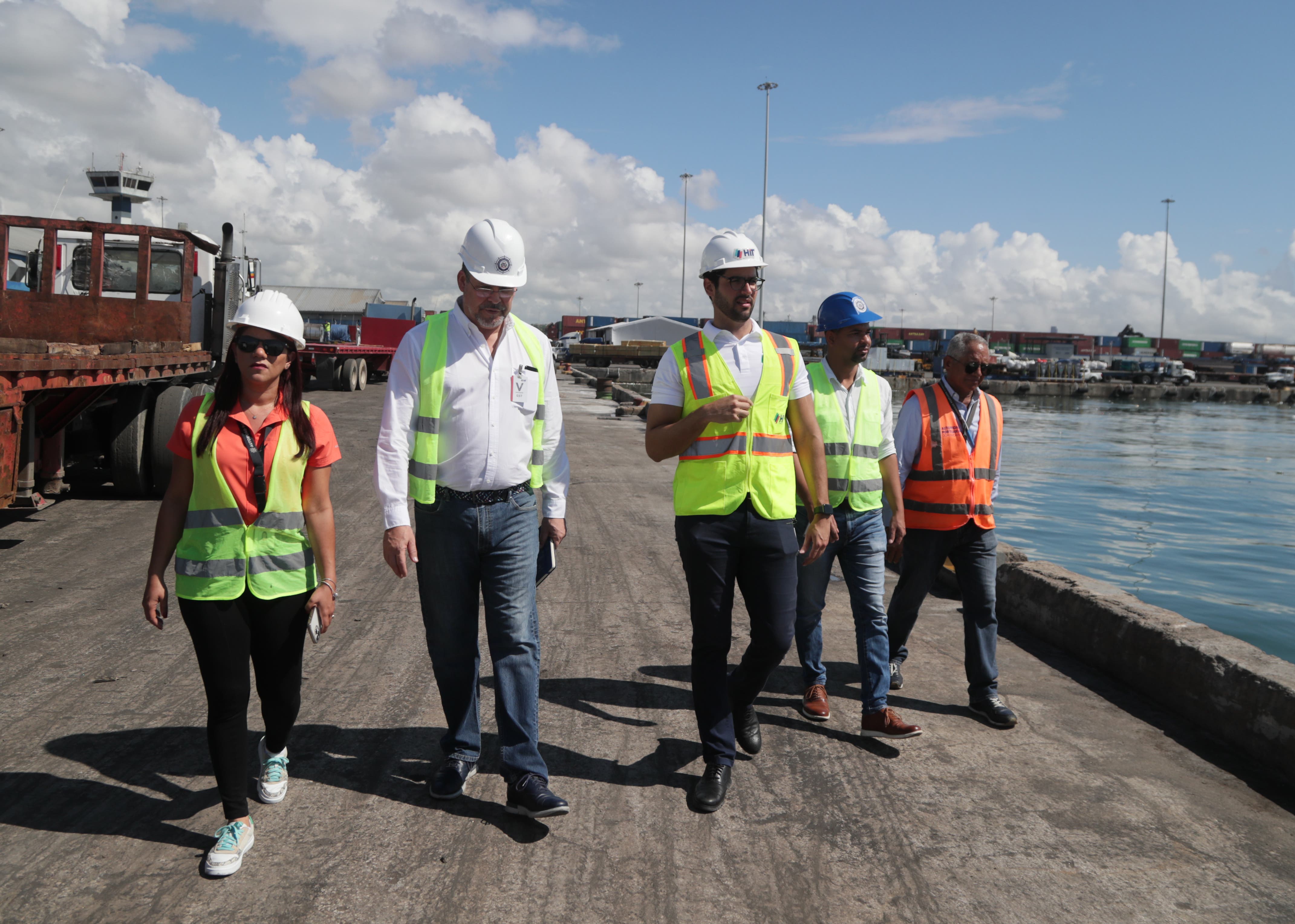 Organización Marítima Internacional supervisa procesos de puertos dominicanos