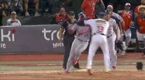 Liga venezolana de béisbol condena violencia tras 2 trifulcas