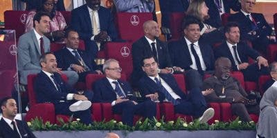 Cafú, Kaká, Ronaldo y Roberto Carlos asisten a Qatar en apoyo a Brasil