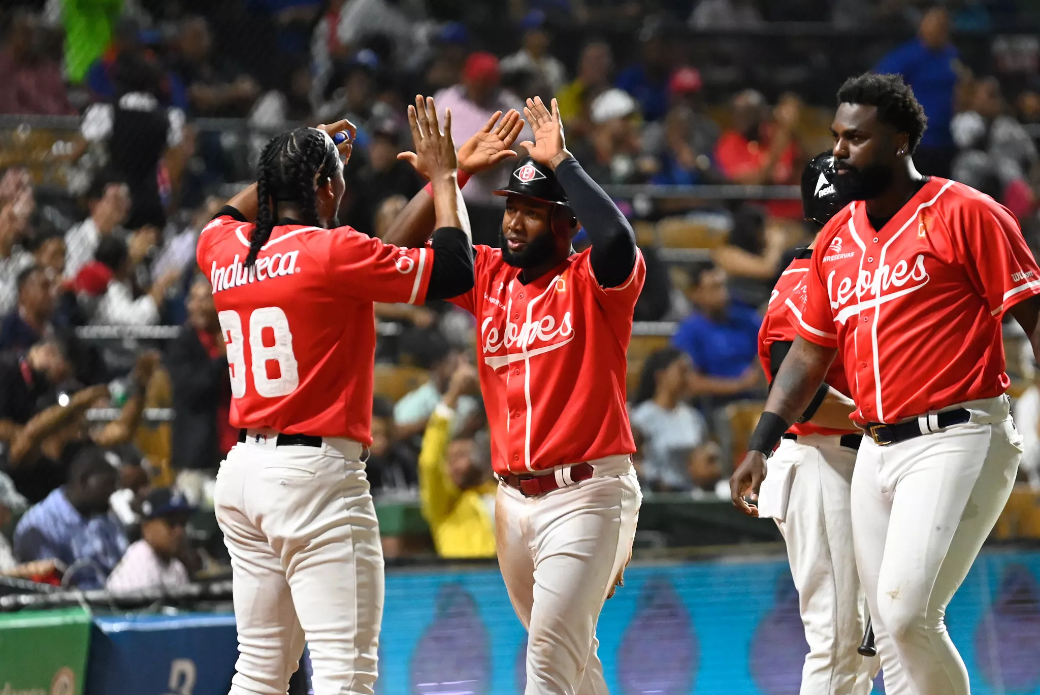 Escogido le propina su primera blanqueada de la temporada al Licey